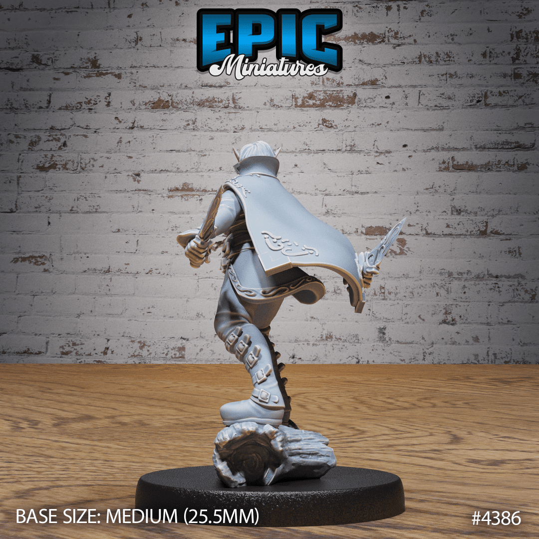 Elven Adventurer Daggers - Image 2